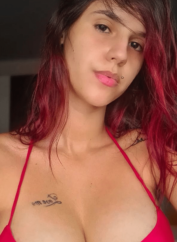 Cinthia Fernanda pelada Skarlet Sexy transando fudendo cuzinho