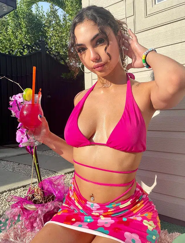 Layla Deline (@layladeline) Melhores Videos Porno Onlyfans Grátis