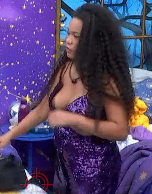 BBB24 Thalyta Alves pagando peitinho vazou nudes