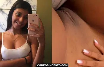 Novinha Gabialtino nua masturbando sua micro bucetinha Novinha Gabialtino nua masturbando sua micro bucetinha