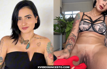 Lola Benvenutti pelada fodendo sua buceta Lola Benvenutti pelada fodendo sua buceta