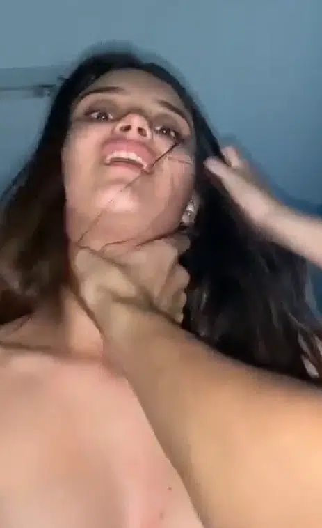 Namoradinha vazou vários videos porno transando