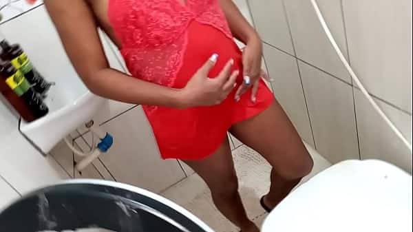 Novinha grávida transando com seu primo safado
