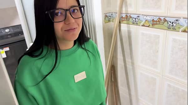 Xvidioprono filmando sexo com prima safadinha