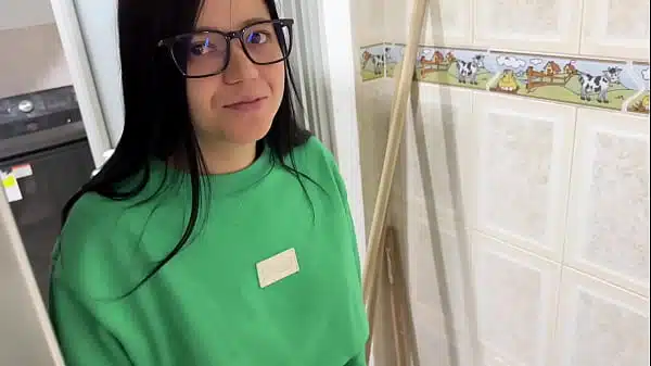 Xvidioprono filmando sexo com prima safadinha