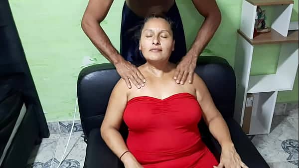 Sexo lento gostoso na xoxota da sogra safada