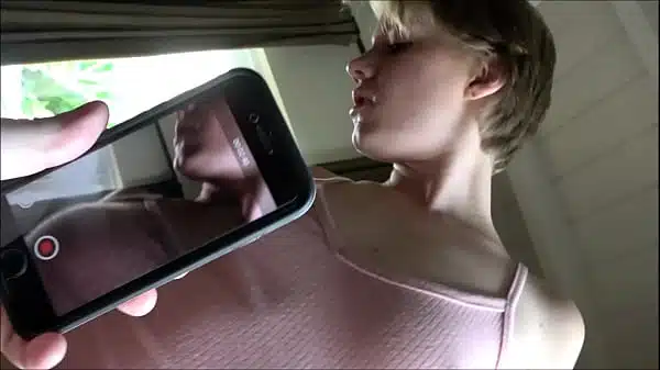 Gonzoxxx irmã loira novinha dando sua buceta rosa