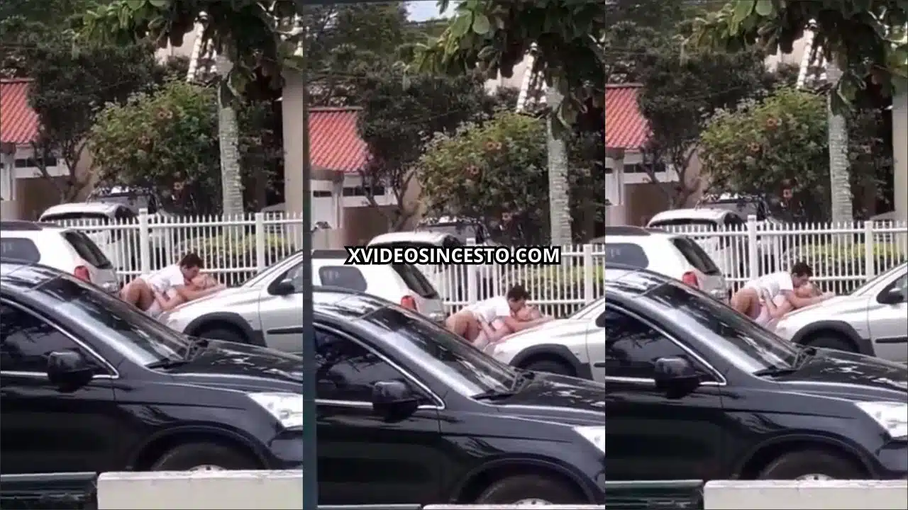 Flagra de sexo no capô do carro no meio do centro da cidade Flagra de sexo no capô do carro no meio do centro da cidade