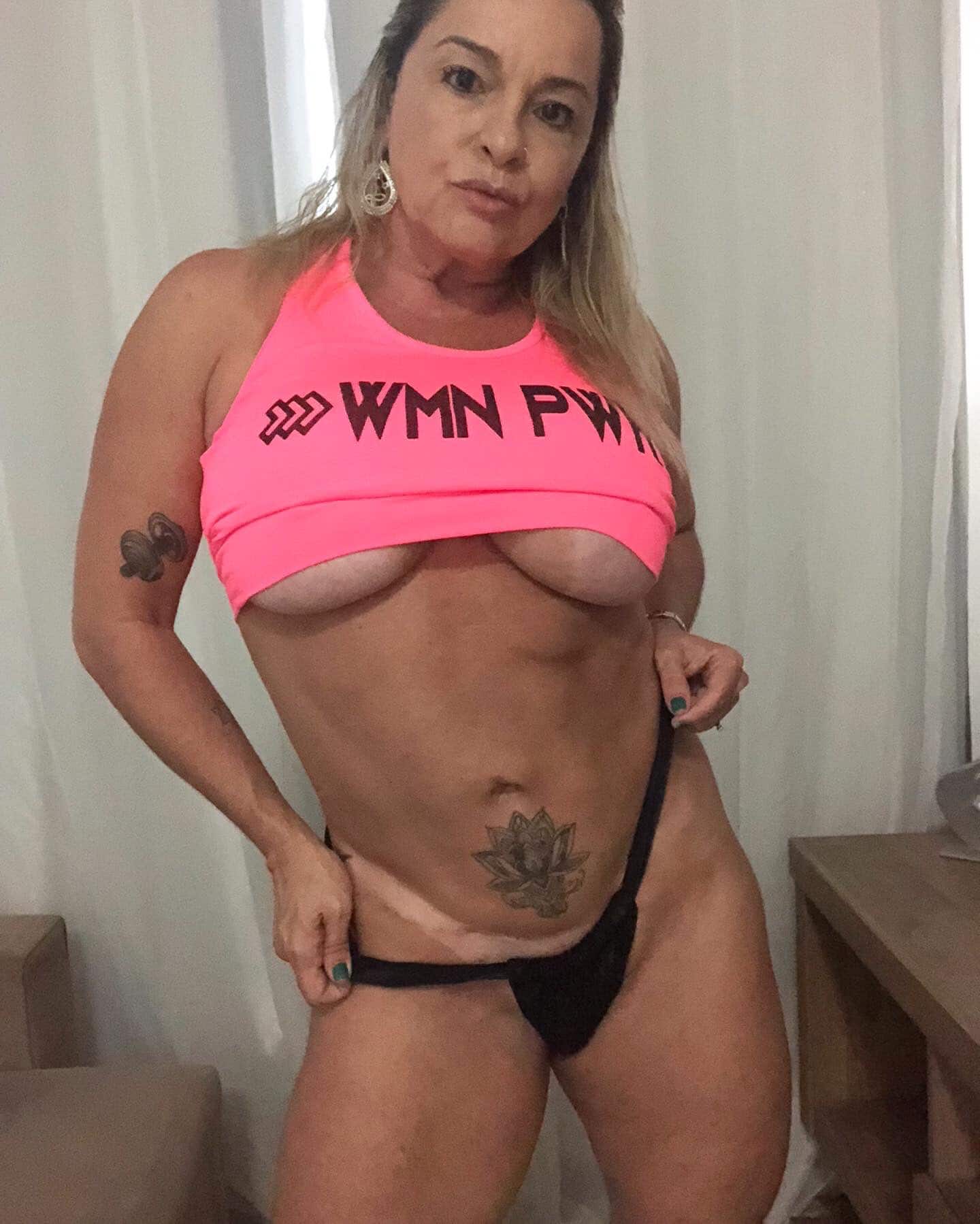 Drika Carvalho