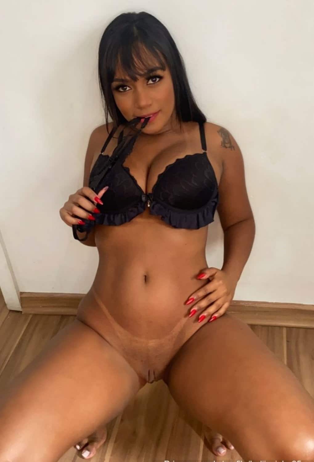 Lorena Martins (indiiazinha)